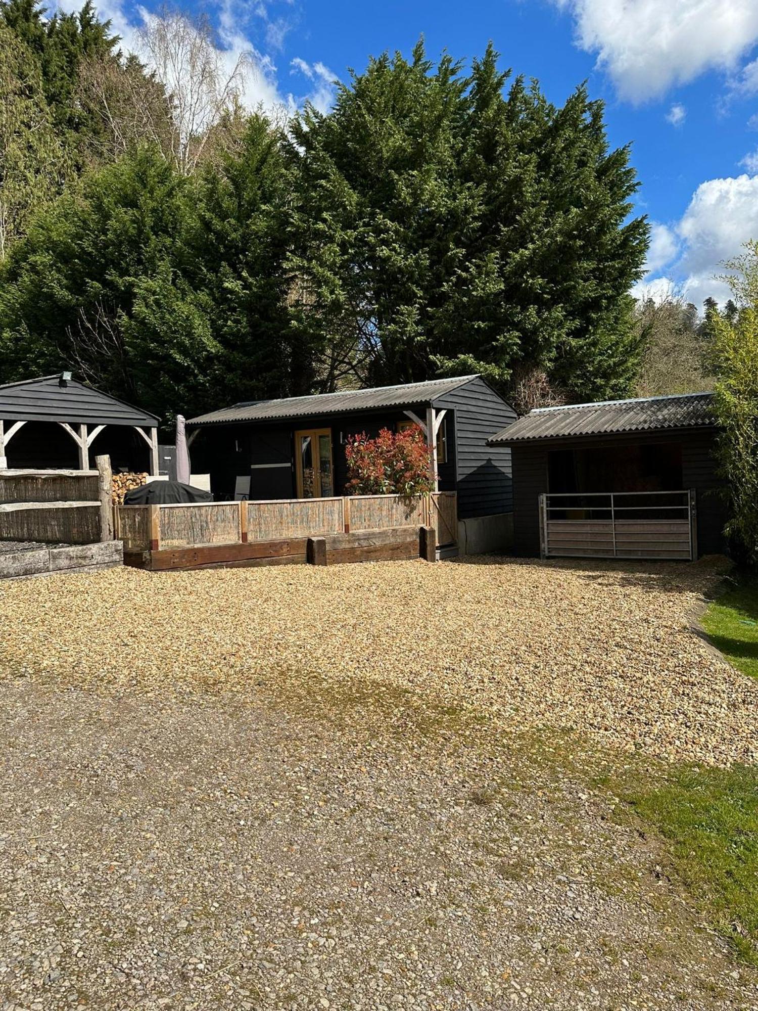 Hascombe Accommodation Exterior foto